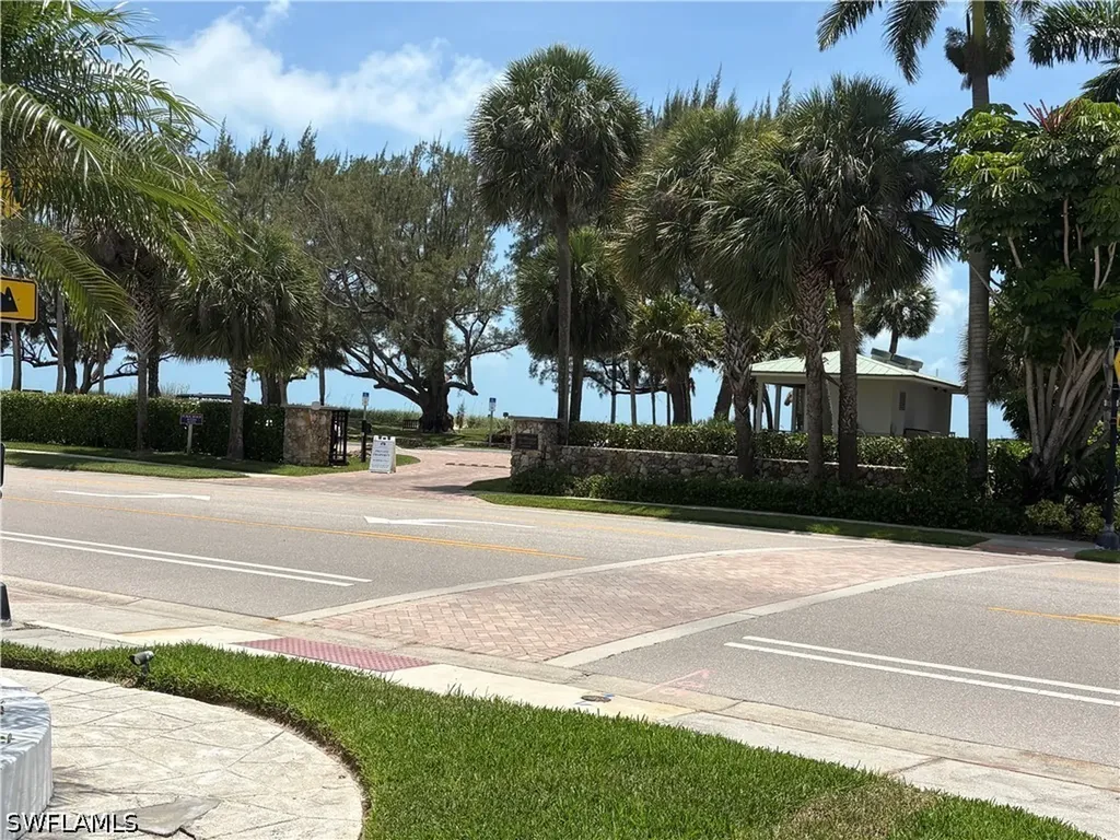 2100 Gulf Shore Boulevard N Naples FL 34102