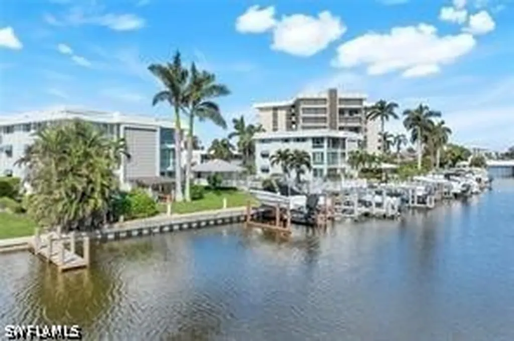 2100 Gulf Shore Boulevard N Naples FL 34102
