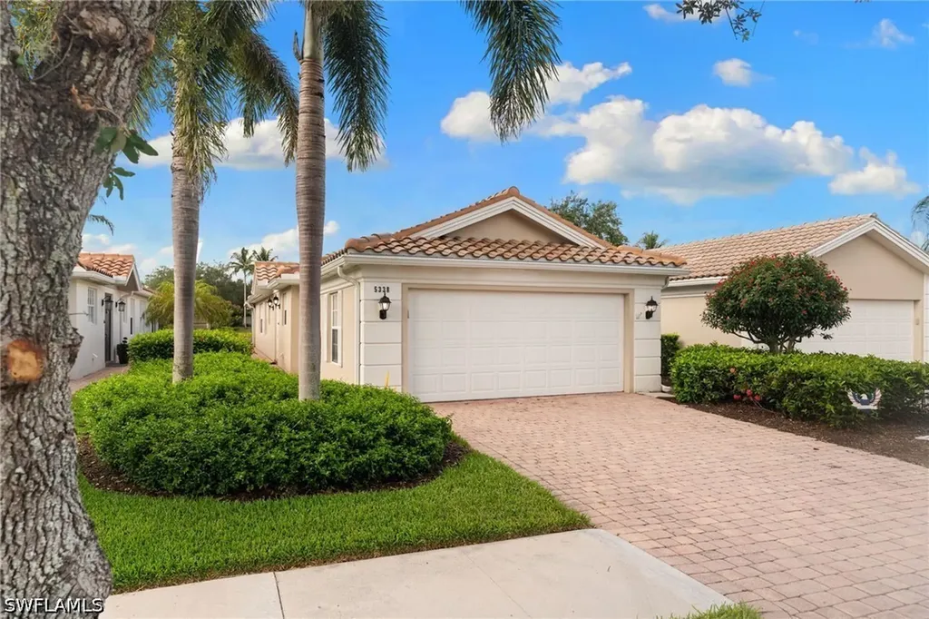 5338 Guadeloupe Way Naples FL 34119