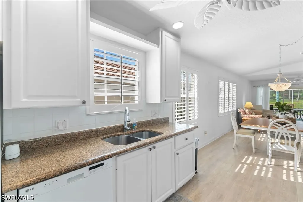 5338 Guadeloupe Way Naples FL 34119