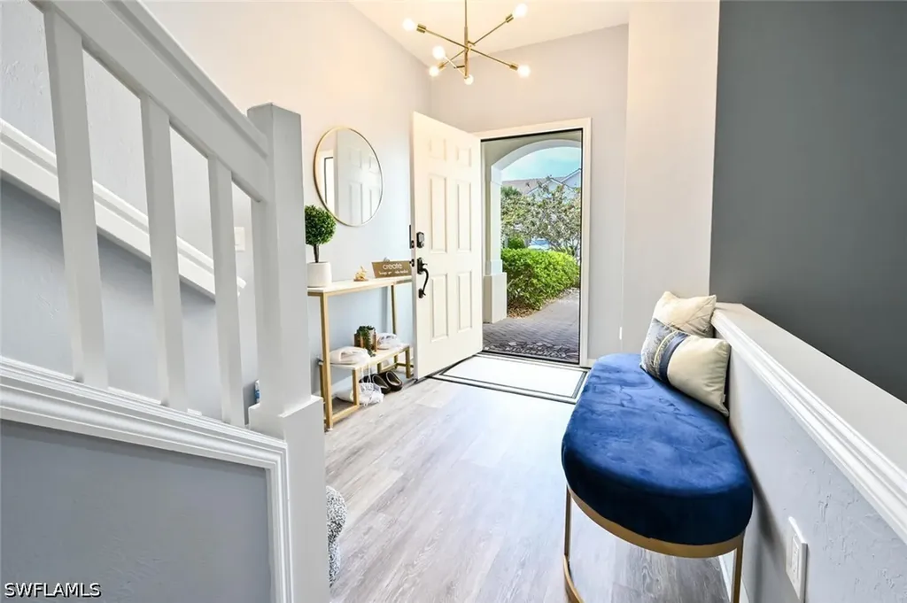 981 Hampton Circle Naples FL 34105