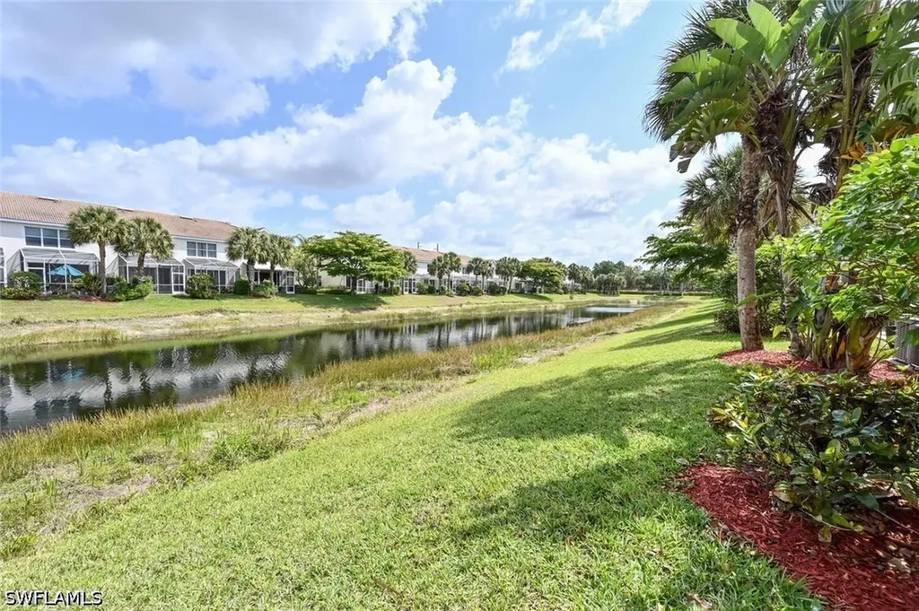 981 Hampton Circle Naples FL 34105