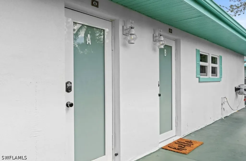 2147 Washington Avenue Naples FL 34112