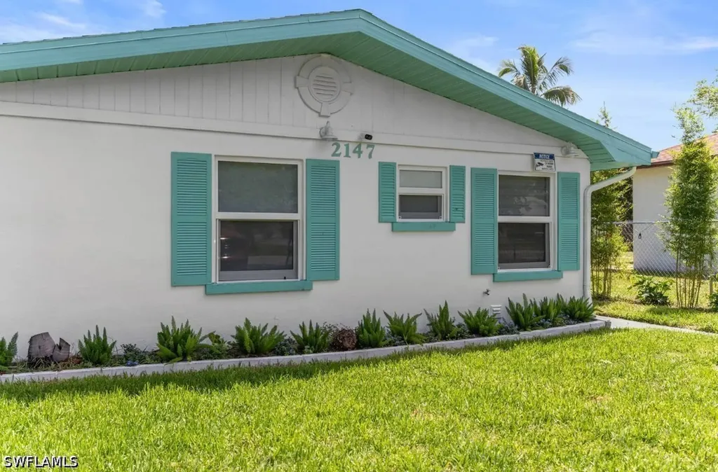 2147 Washington Avenue Naples FL 34112
