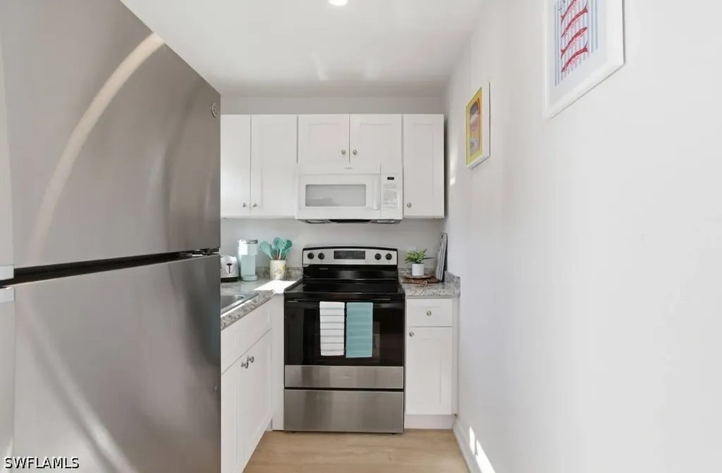 2147 Washington Avenue Naples FL 34112