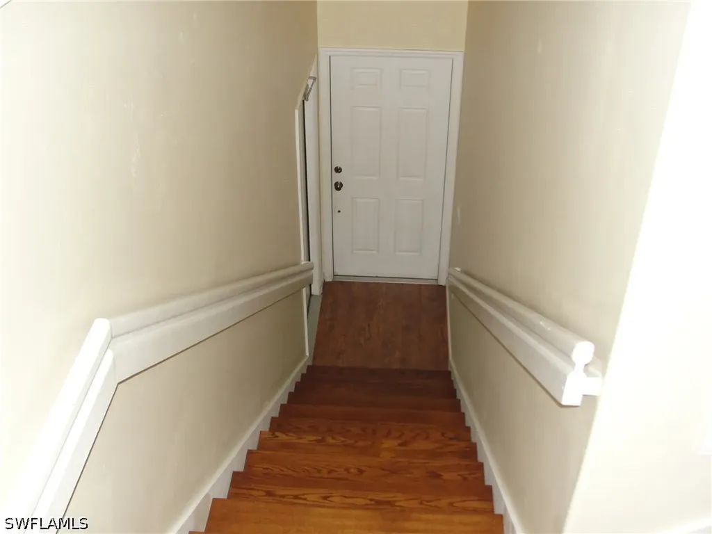 1295 Henley Street Naples FL 34105