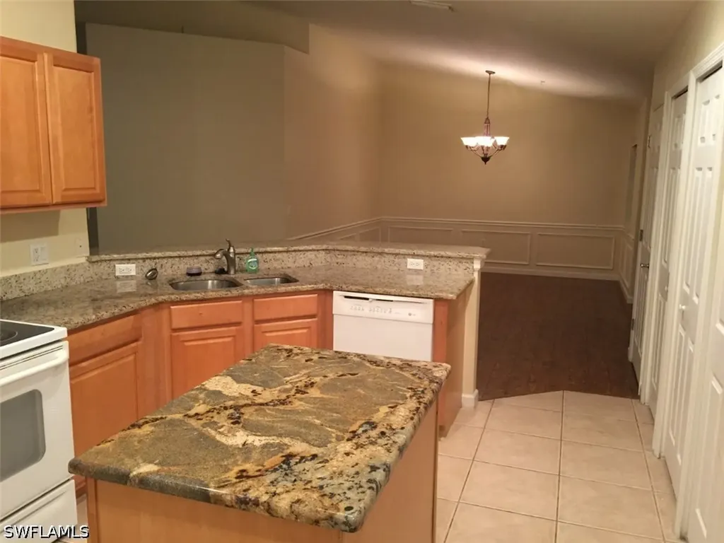 1295 Henley Street Naples FL 34105