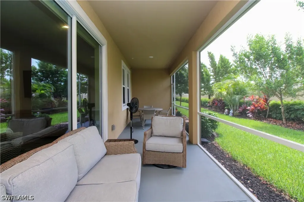 4692 Arboretum Circle Naples FL 34112