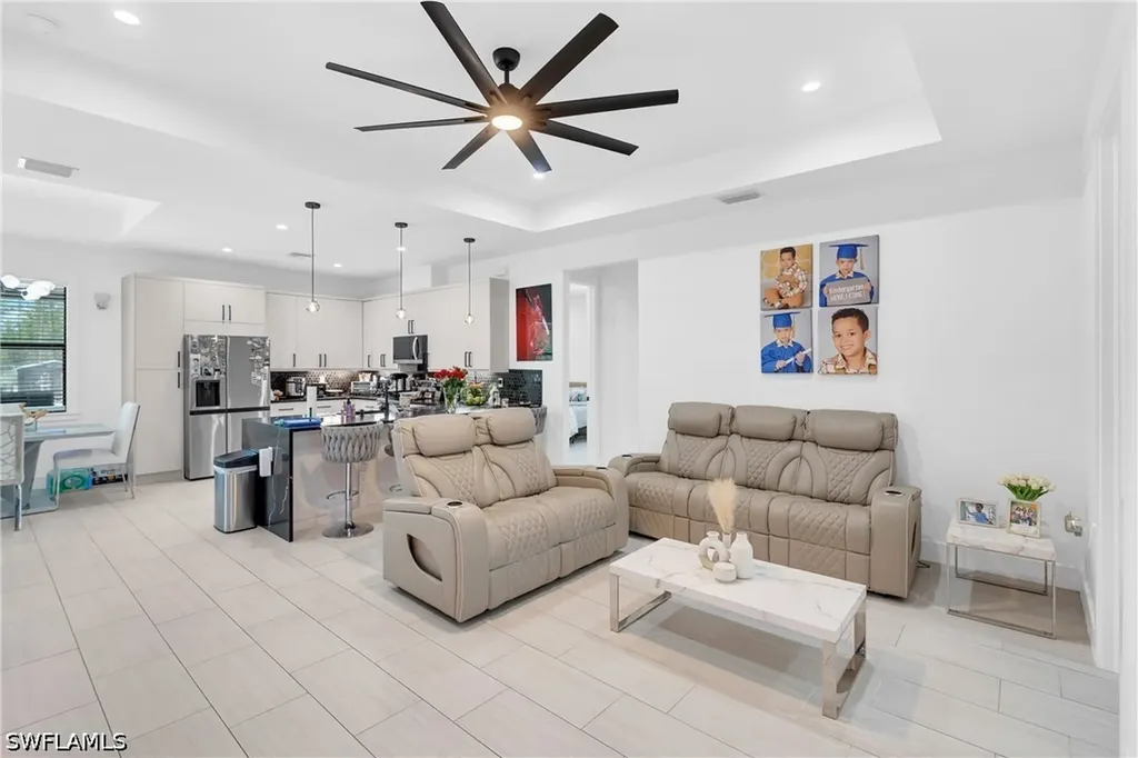 4406 31st Avenue NE Naples FL 34120