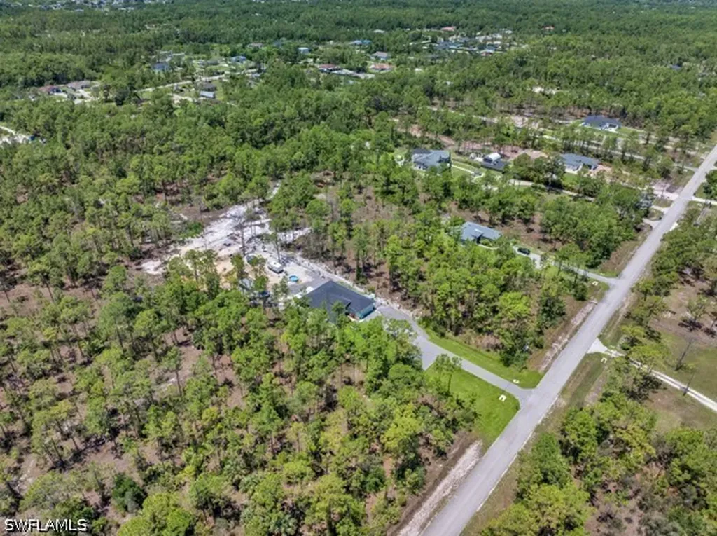 4406 31st Avenue NE Naples FL 34120