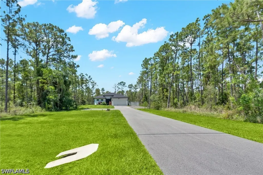 4406 31st Avenue NE Naples FL 34120