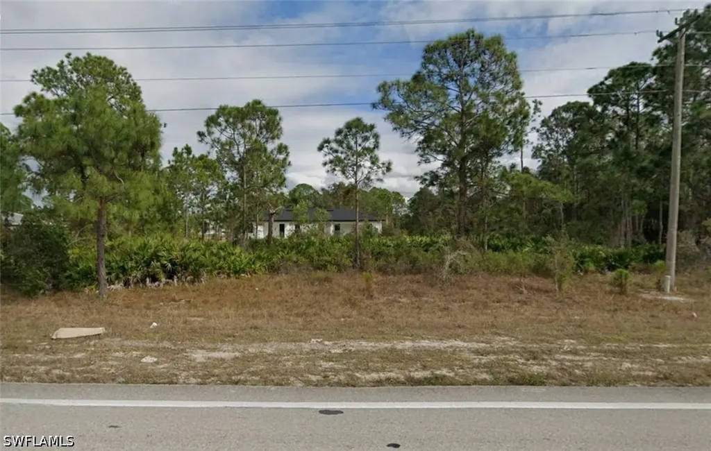 929-931 Homestead Road S Lehigh Acres FL 33974