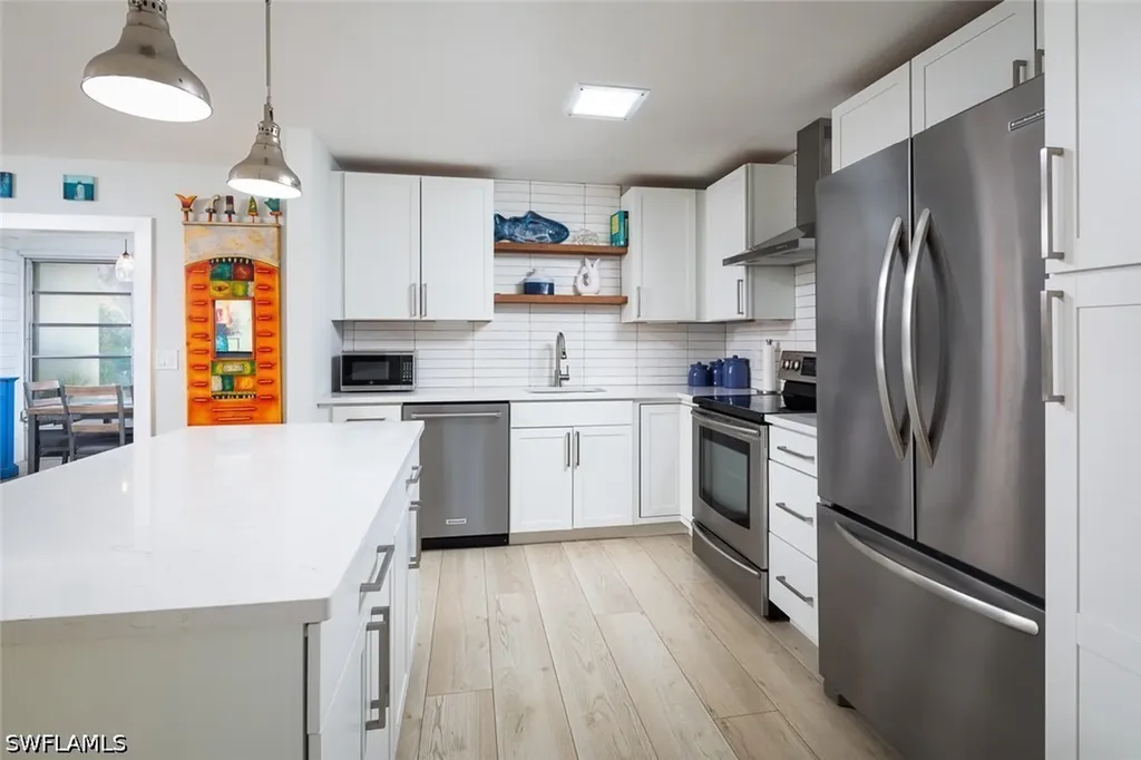 4171 Lakewood Boulevard Naples FL 34112