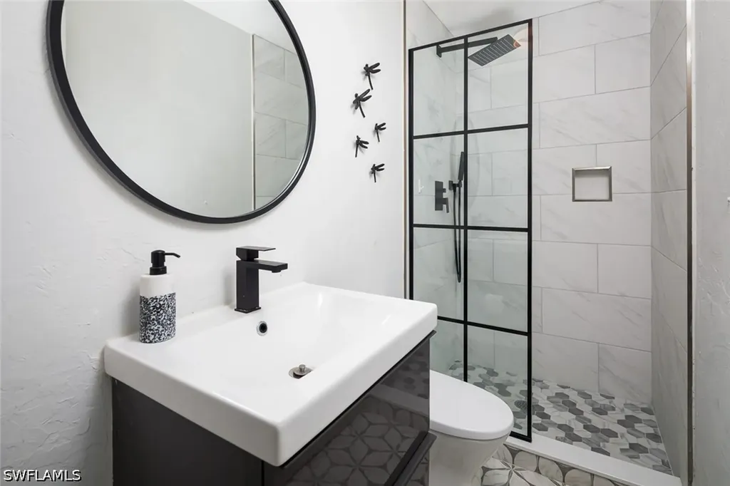 4171 Lakewood Boulevard Naples FL 34112