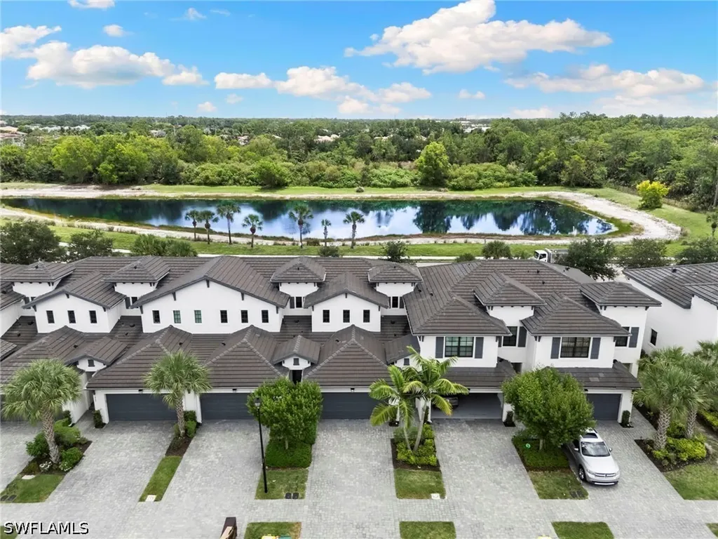 7490 Rockefeller Drive Naples FL 34119