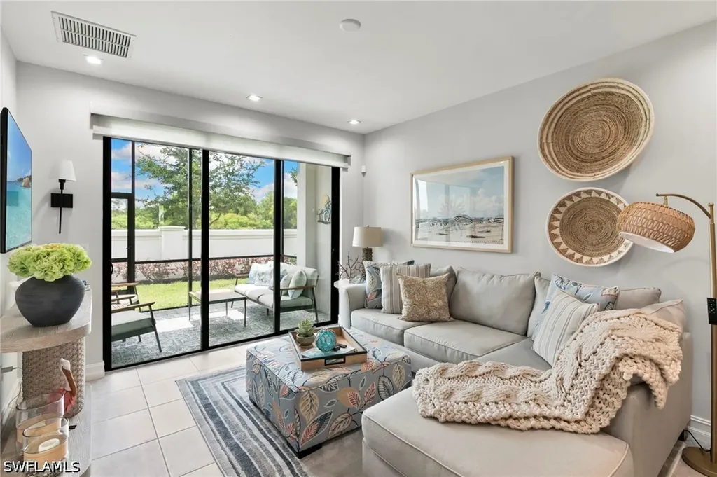 7490 Rockefeller Drive Naples FL 34119