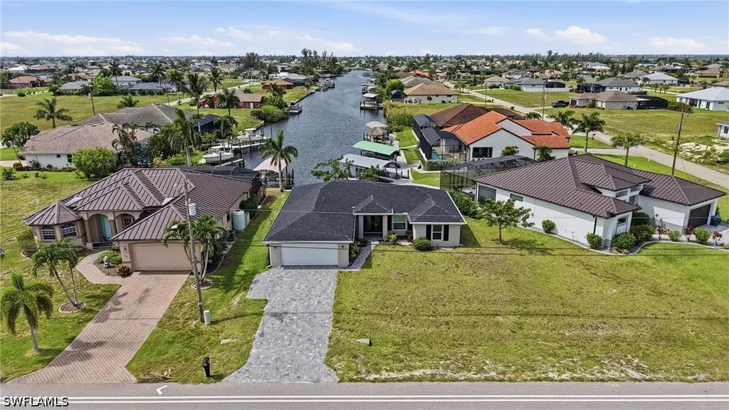 3728 Yucatan Parkway Cape Coral FL 33993