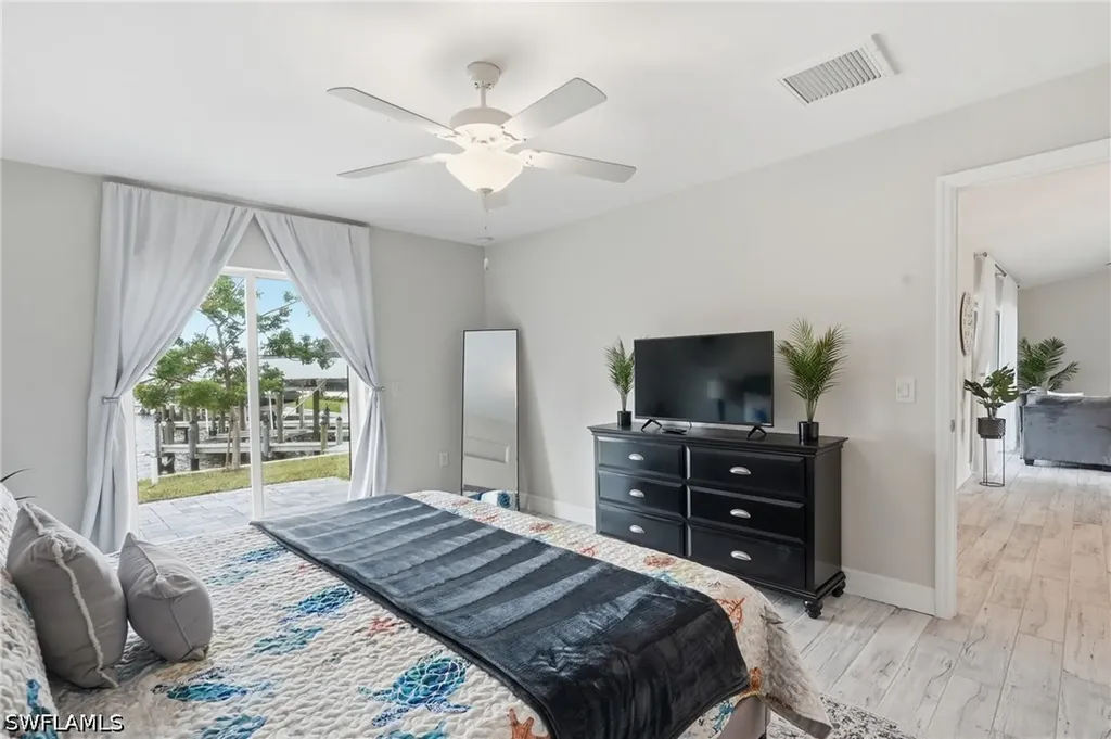 3728 Yucatan Parkway Cape Coral FL 33993