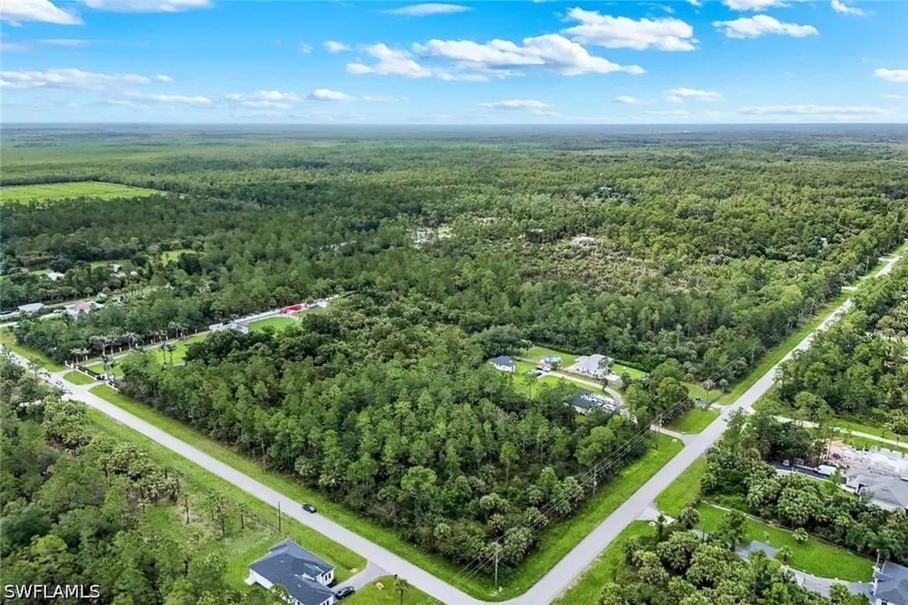 30TH Avenue SE Naples FL 34117