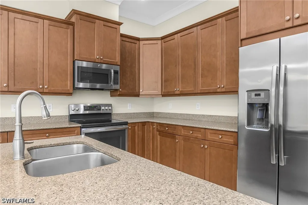 7162 Dominica Drive Naples FL 34113