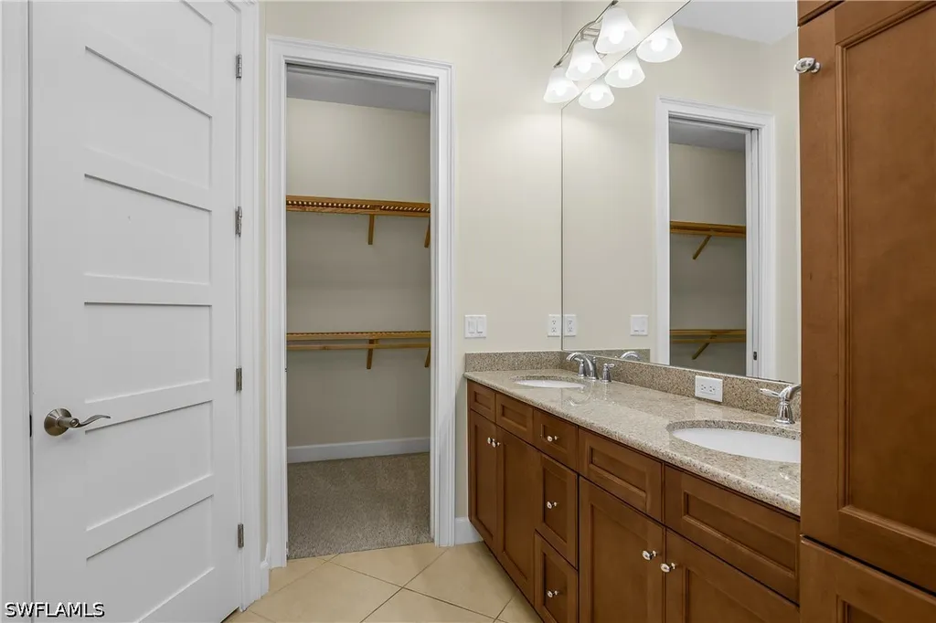 7162 Dominica Drive Naples FL 34113
