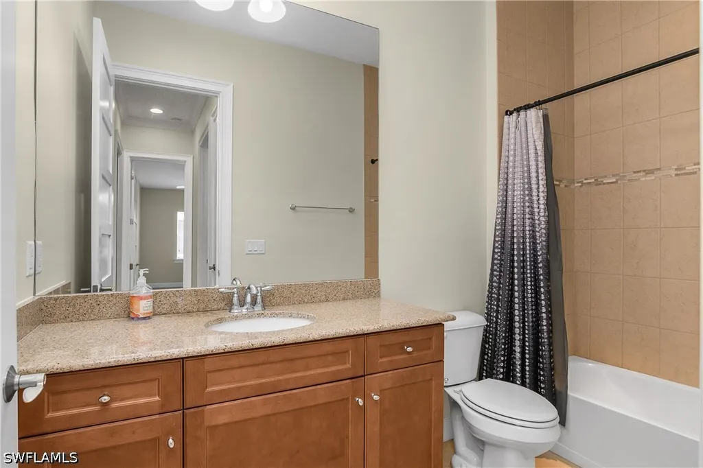 7162 Dominica Drive Naples FL 34113