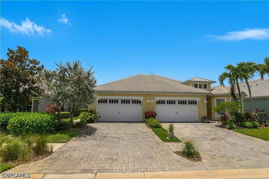 7162 Dominica Drive Naples FL 34113