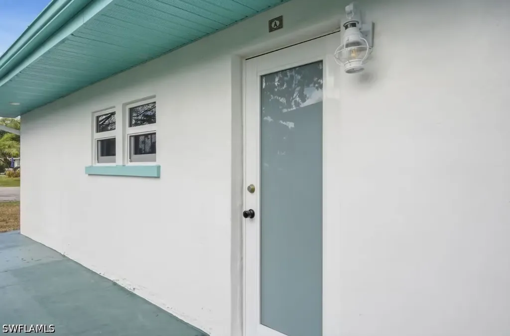 2147 Washington Avenue Naples FL 34112