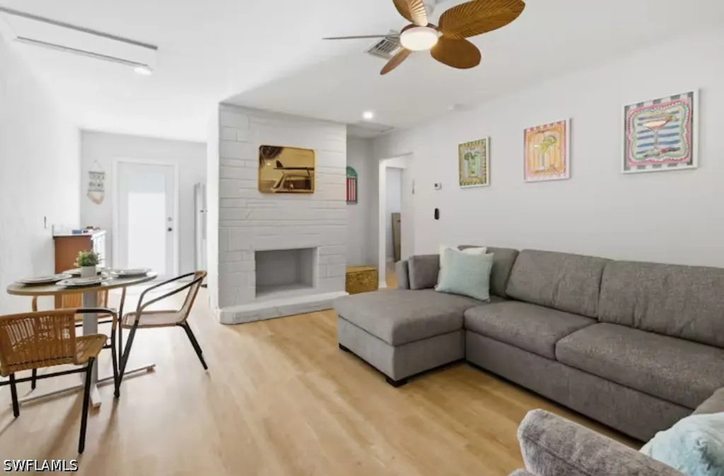 2147 Washington Avenue Naples FL 34112