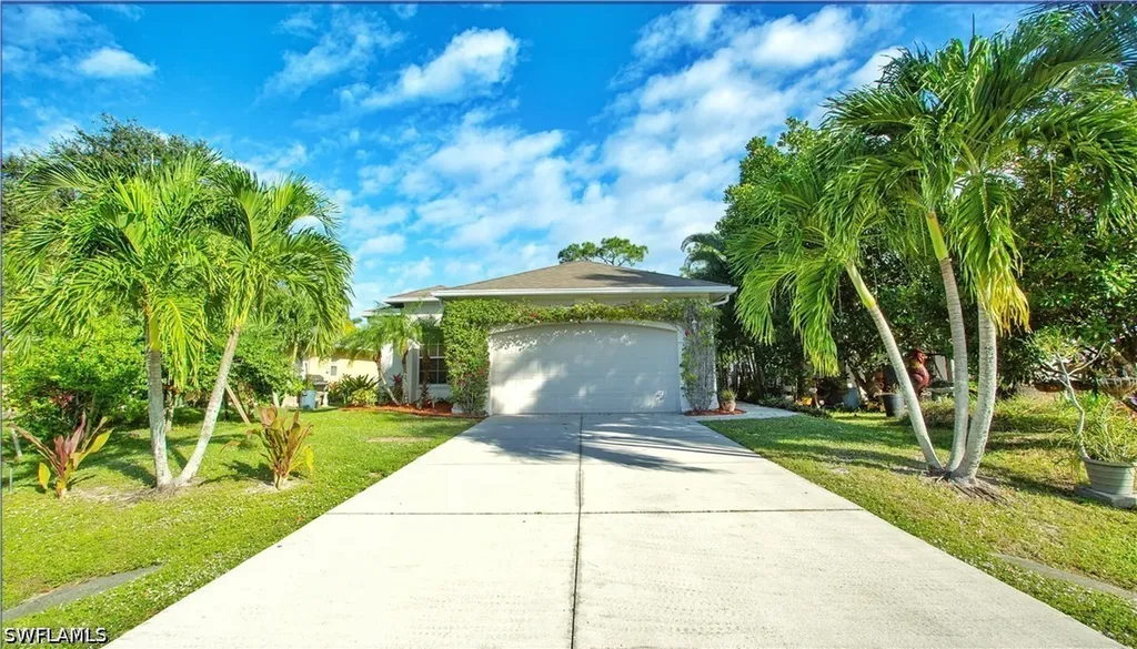 3555 Poinsettia Avenue Naples FL 34104