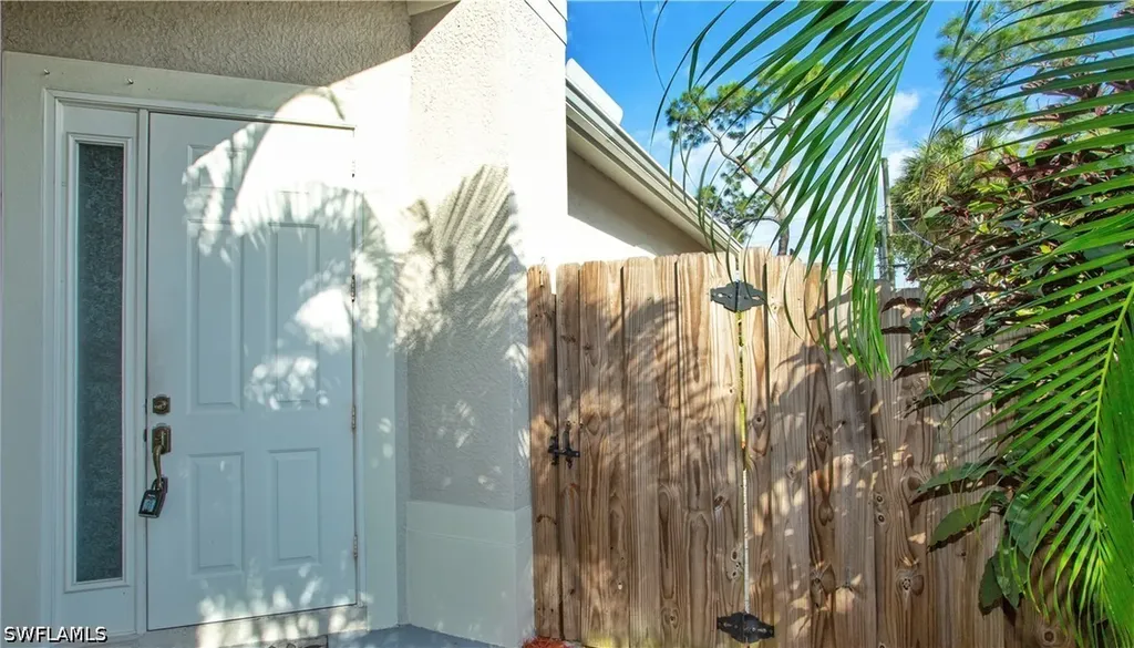 3555 Poinsettia Avenue Naples FL 34104