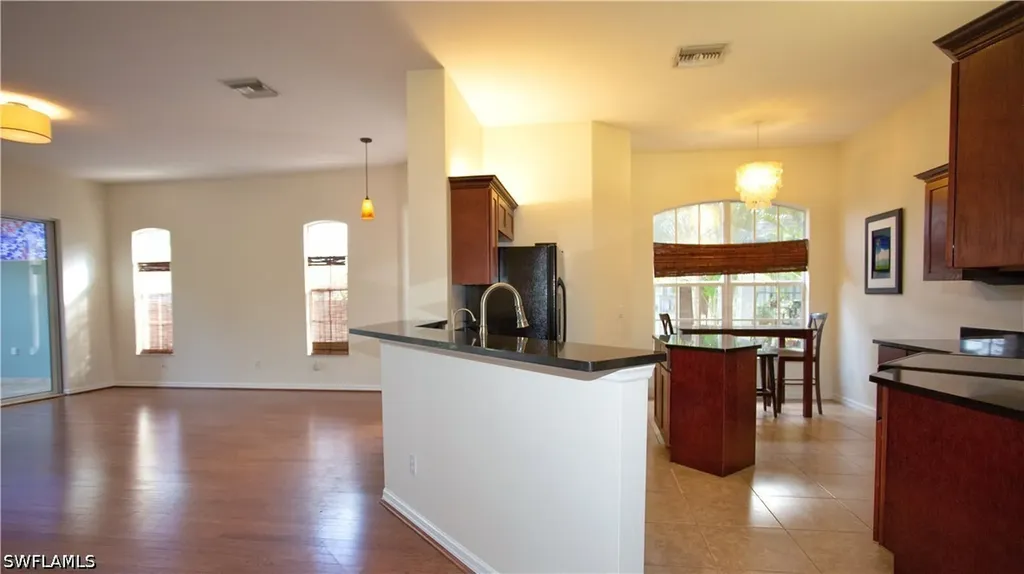 3555 Poinsettia Avenue Naples FL 34104