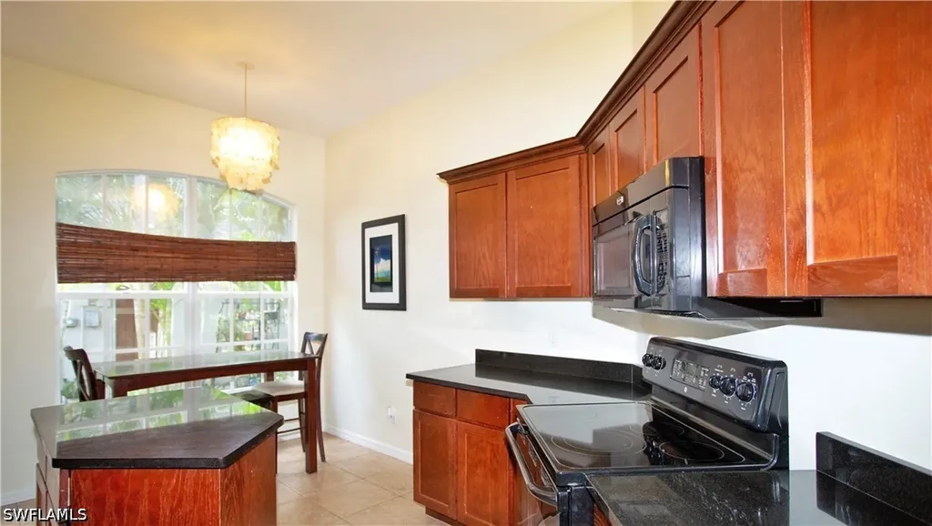 3555 Poinsettia Avenue Naples FL 34104