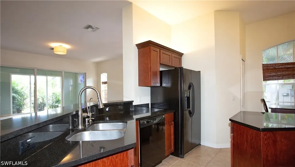 3555 Poinsettia Avenue Naples FL 34104