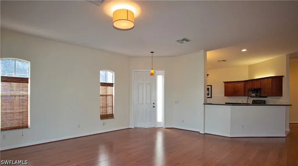 3555 Poinsettia Avenue Naples FL 34104