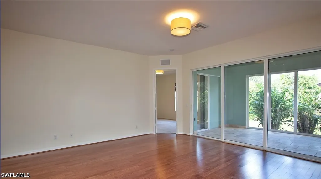 3555 Poinsettia Avenue Naples FL 34104