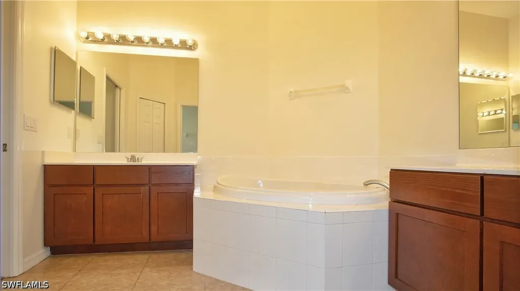 3555 Poinsettia Avenue Naples FL 34104