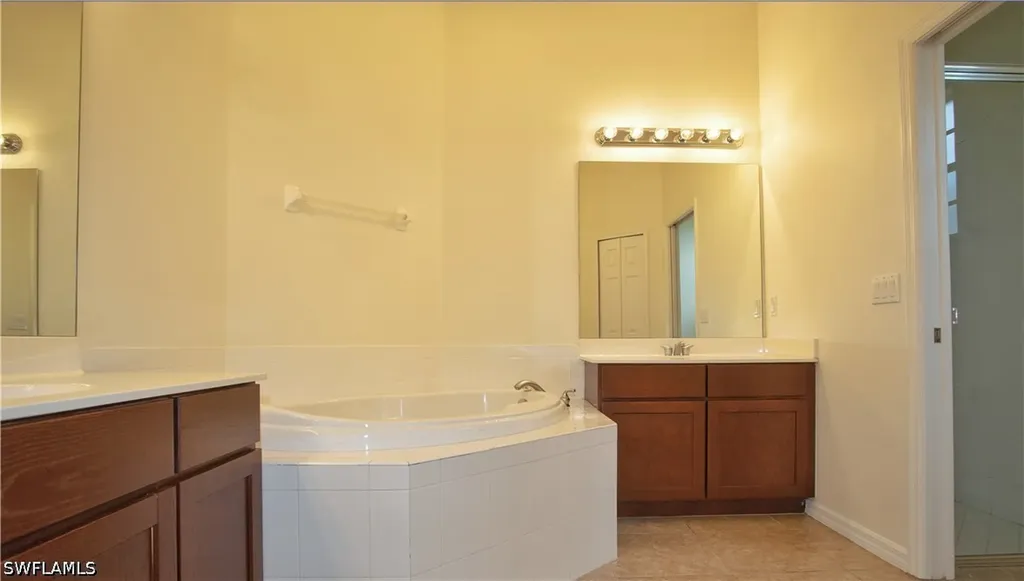 3555 Poinsettia Avenue Naples FL 34104