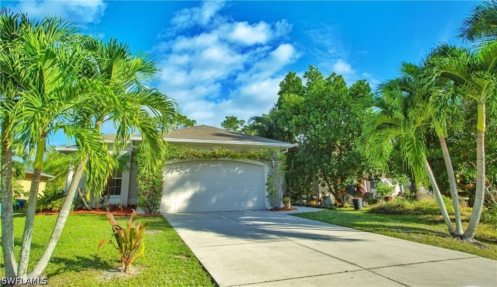 3555 Poinsettia Avenue Naples FL 34104
