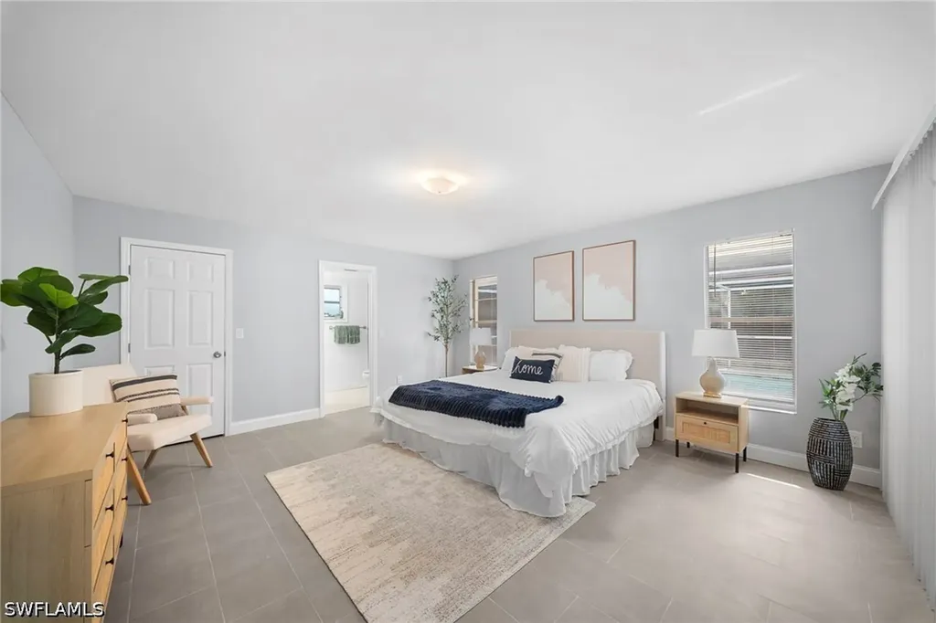 4688 Pembrooke Lane Bonita Springs FL 34134