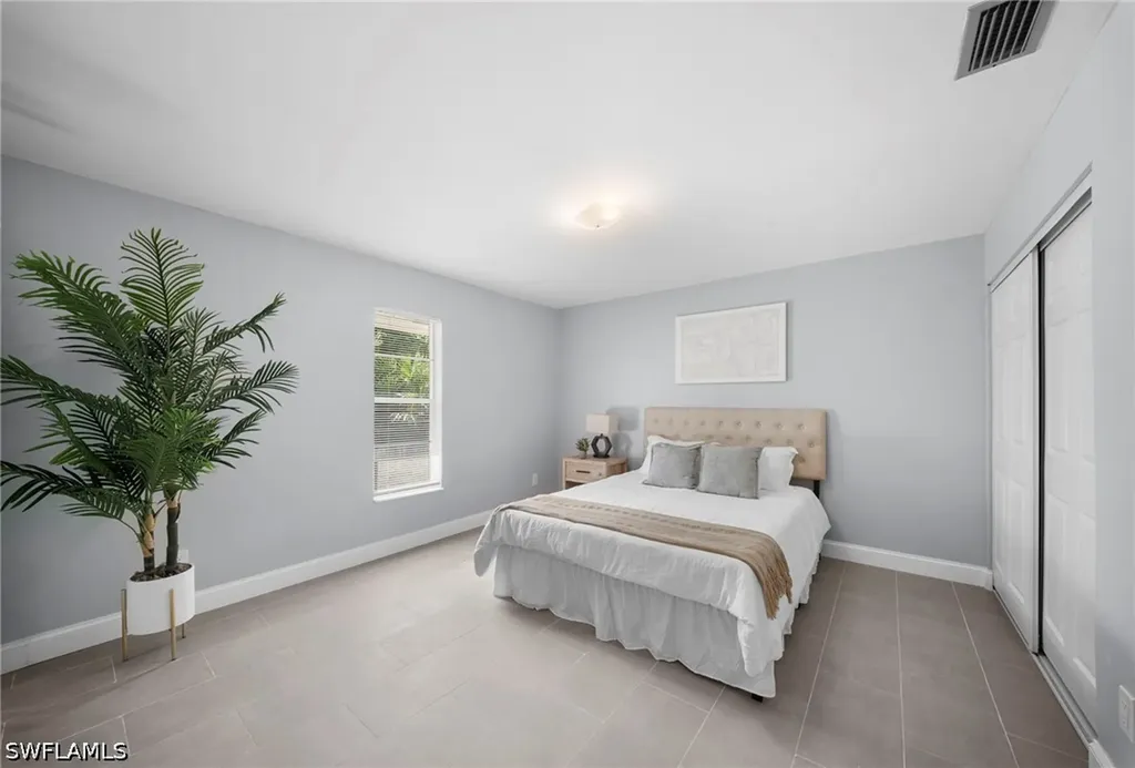 4688 Pembrooke Lane Bonita Springs FL 34134