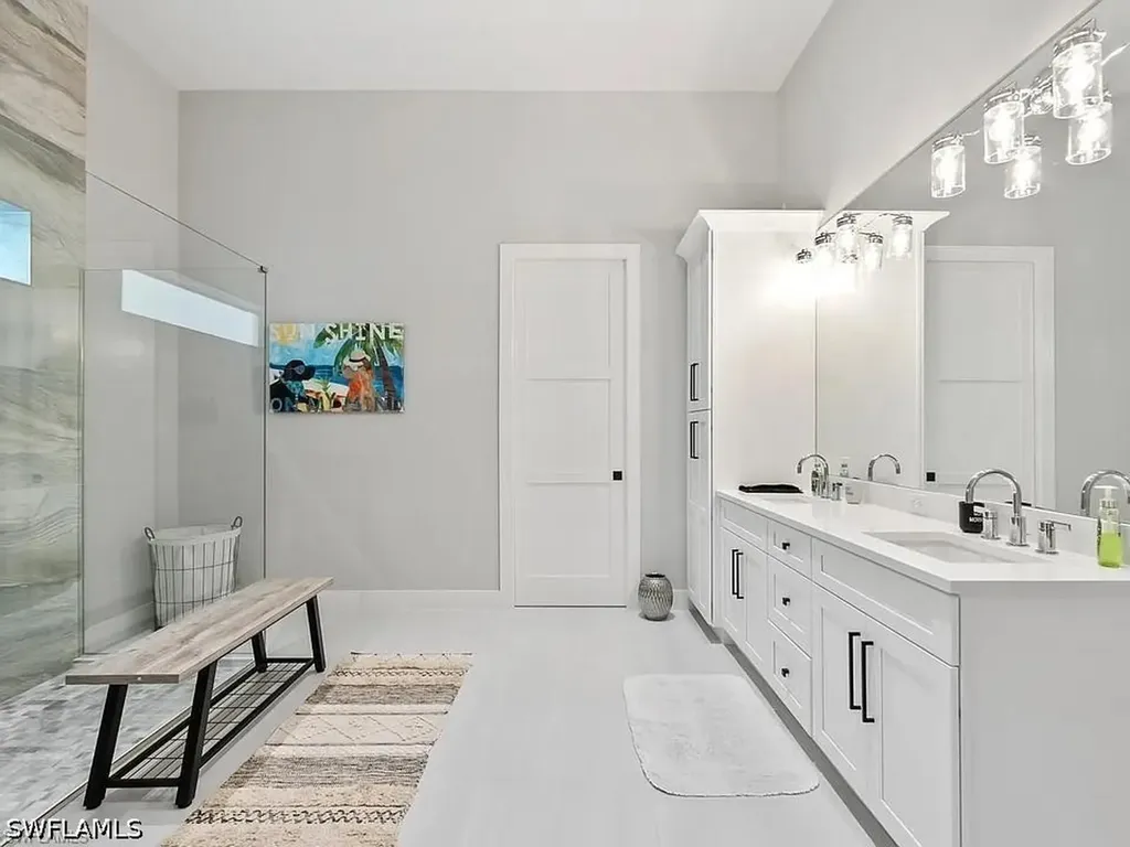 515 91st Avenue N Naples FL 34108