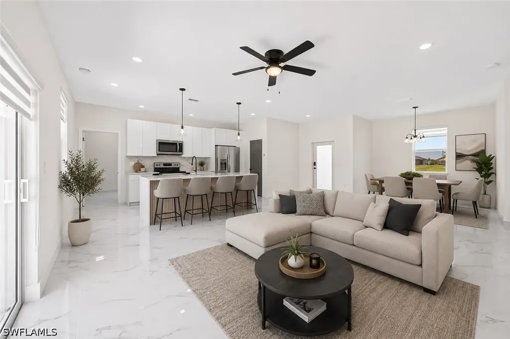 29 Diplomat Parkway E Cape Coral FL 33909