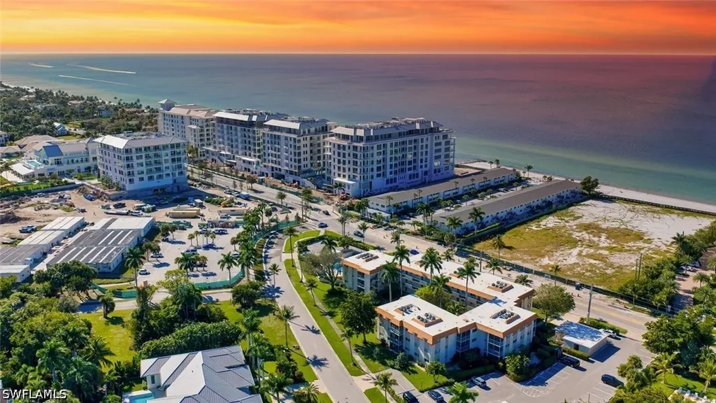 1100 Gulf Shore Boulevard N Naples FL 34102