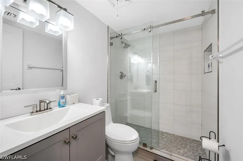 1100 Gulf Shore Boulevard N Naples FL 34102