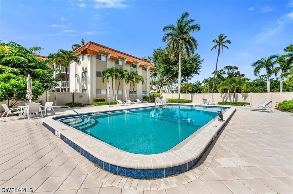 1100 Gulf Shore Boulevard N Naples FL 34102