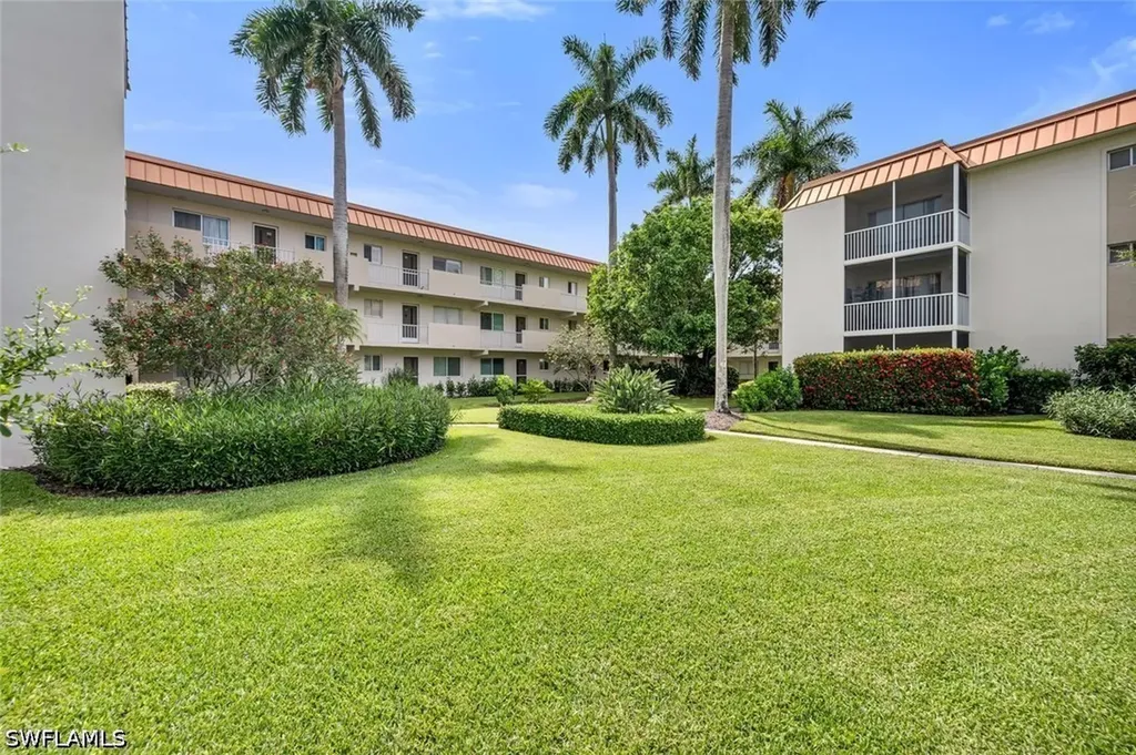 1100 Gulf Shore Boulevard N Naples FL 34102