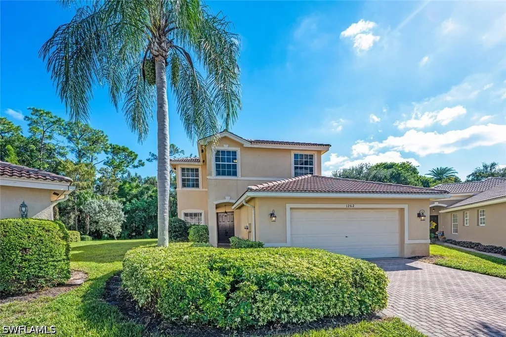1262 Barrigona Court Naples FL 34119