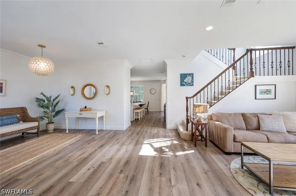 1262 Barrigona Court Naples FL 34119