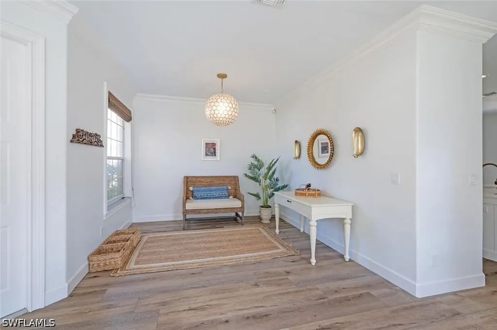 1262 Barrigona Court Naples FL 34119
